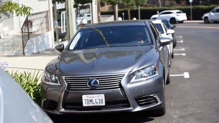 Jennifer Garner Is All Smiles At The Mention Of Romance With Chris Pine