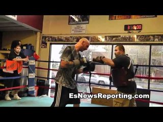 kelly pavlik works hard as hell