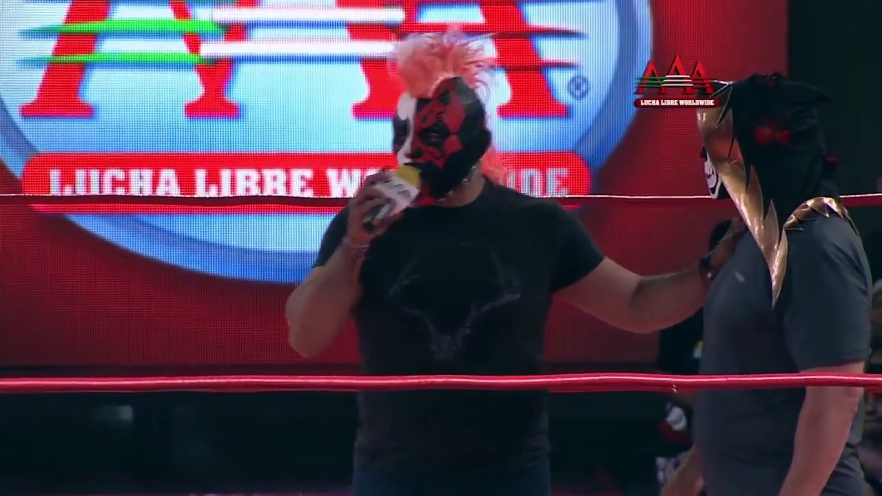 AAA Worldwide Oaxaca La Parka Psycho Clown & Dr. Wagner hacen alianza para destruir al equ