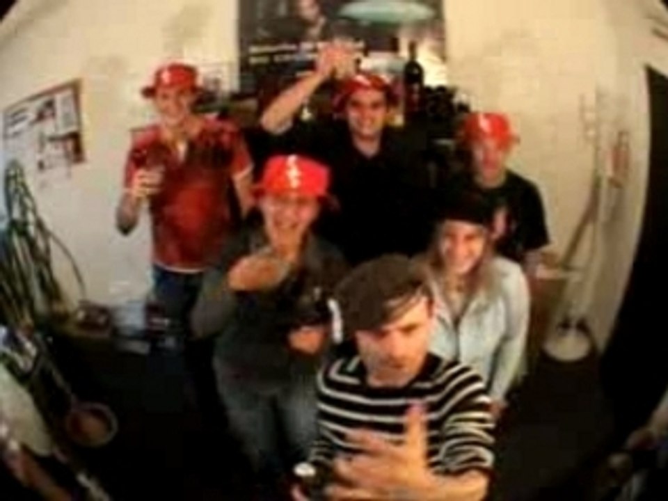 Le clip des poilus