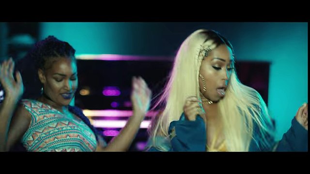 Lylah feat Pompis - Un regard