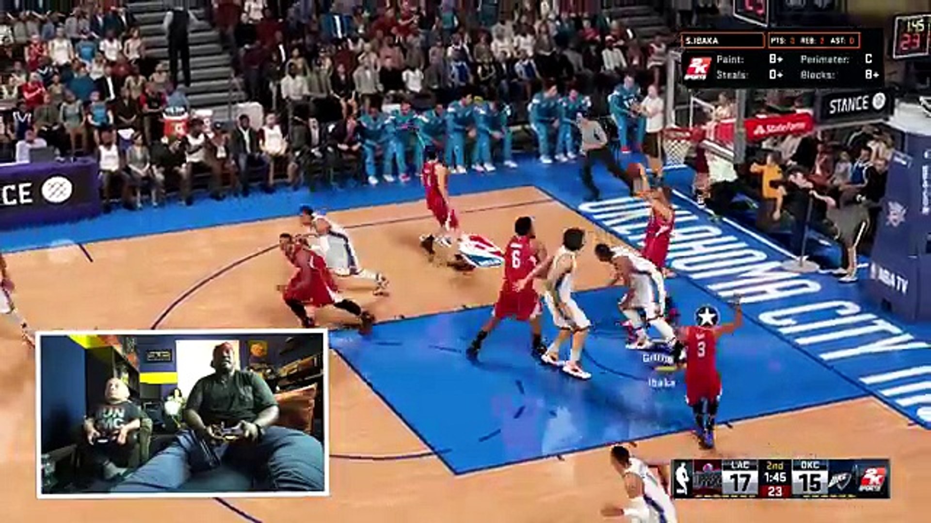 ⁣Quinton Aaron of The Blind Side VS. Verne Troyer playing NBA 2K PWNED!