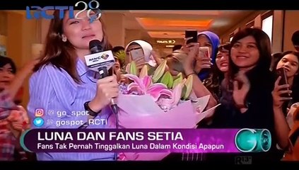 Video herunterladen: Dapat Kejutan dari Fans, Luna Maya Histeris