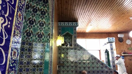 Tải video: Bu ezani dinleyin. AGLATAN KABE EZANI - HAFIZ METİN DEMİRTAŞ. ARAP MAKAMI EZAN. AZAN MAKKAH SHEİKH ALİ MULLA. Hicaz makami ezan Kabe ezani. Danimarka Farum Camii. Azan Makkah. Azan Masjid Al Haram. Kabe müezzini taklit Sheikh Ali Mulla. Azan Makkah mp3.