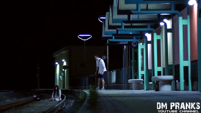 Menina Fantasma - Pegadinha de Terror - Escrita Sombria