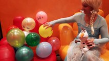 Et des ballons bats toi drôle dans vie fête réal super-héros vidéo eau fête