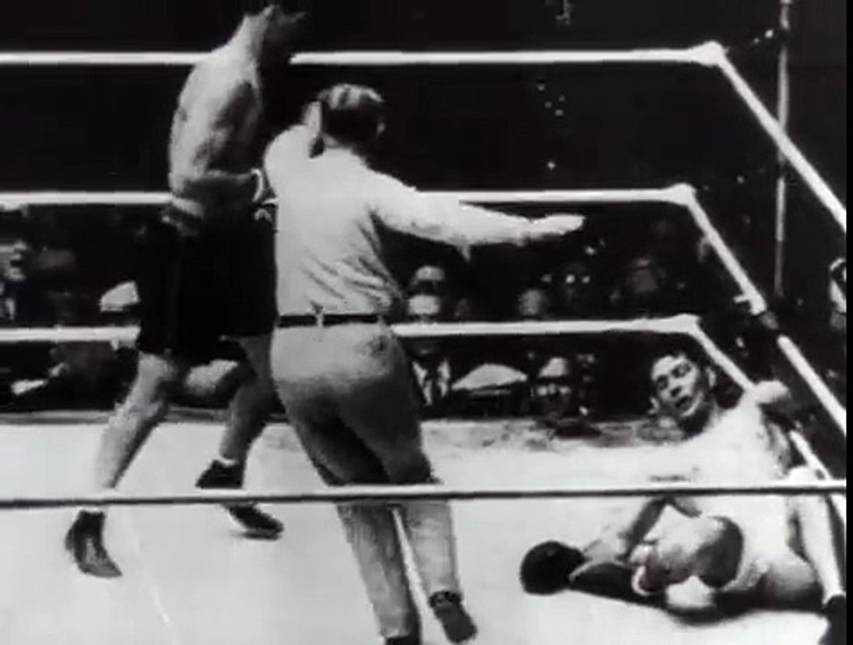 Jack Dempsey vs Gene Tunney (22.09.1927)