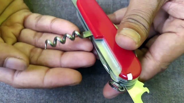 Victorinox Huntsman Red Swiss Army Knife (1.3713)