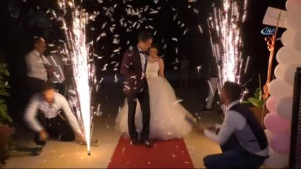 Eşi Üzülmesin Diye Bir Yıl İçinde İkinci Düğün Yaptı