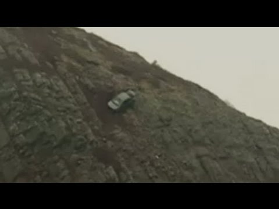 Car plunges down rocky cliff in Canada, driver rescued