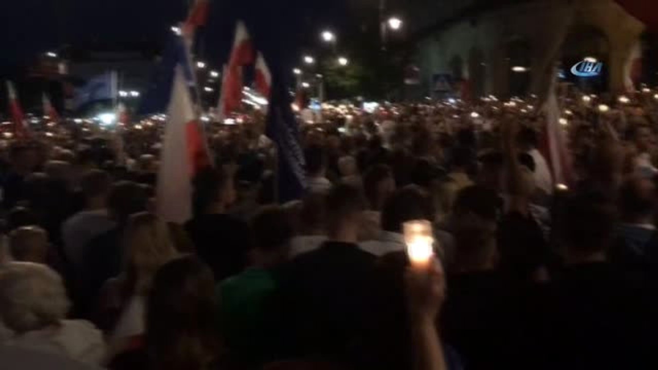 Polonya'da Yargı Protestosu