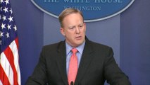 White House spokesman Sean Spicer resigns