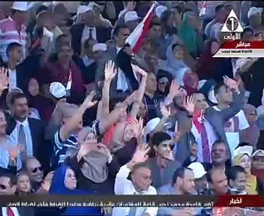السيسى ومحمد بن زايد يمنحان الأنواط لأوائل خريجى الكليات العسكرية