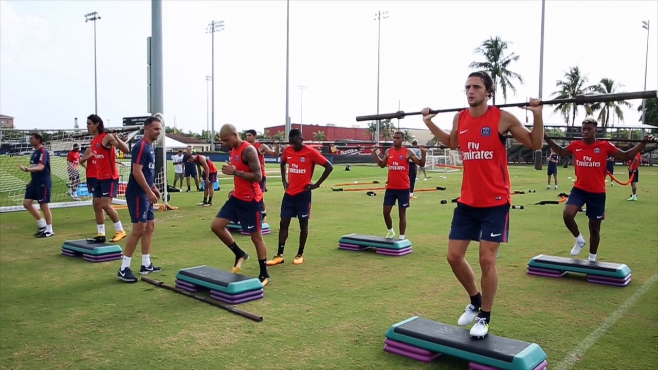 Le PSG rencontre Josh Norman