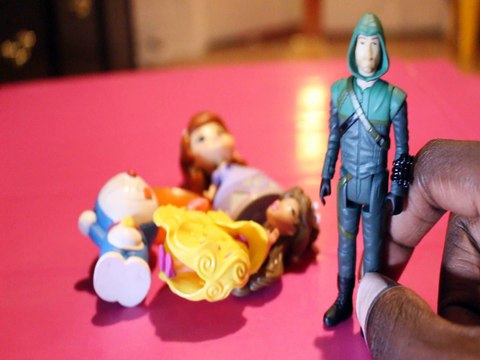 THE FLASH SAVES EVERYONE DORAEMON PRINCESS SOFIA OWLETTE BELLE GREEN ARROW Toys BABY Videos DC COMICS, JAPANESE ROBOT ,