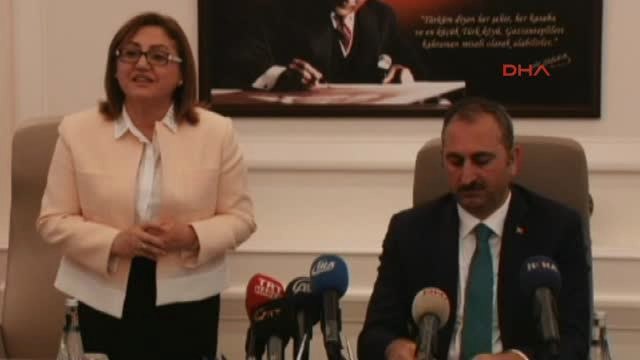 Gaziantep Adalet Bakanı Abdülhamit Gül Belediyeyi Ziyaret Etti