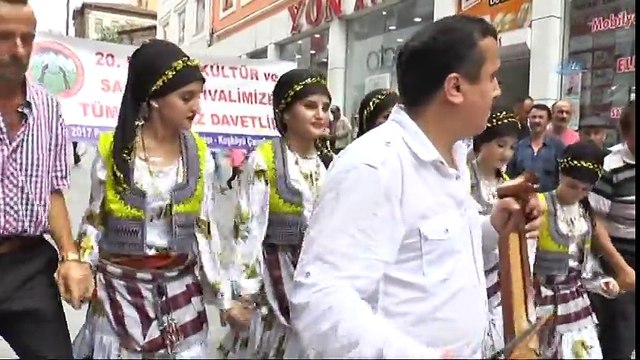 Kemençe, Horon ve Kuş Dili İle Festivale Davet Ettiler