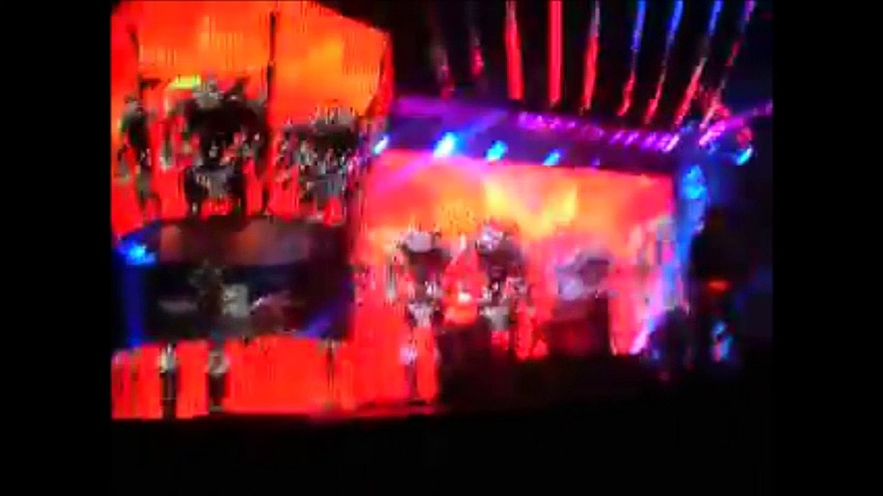 Muse - Supermassive Black Hole, Lyon Halle Tony Garnier, 12/11/2006