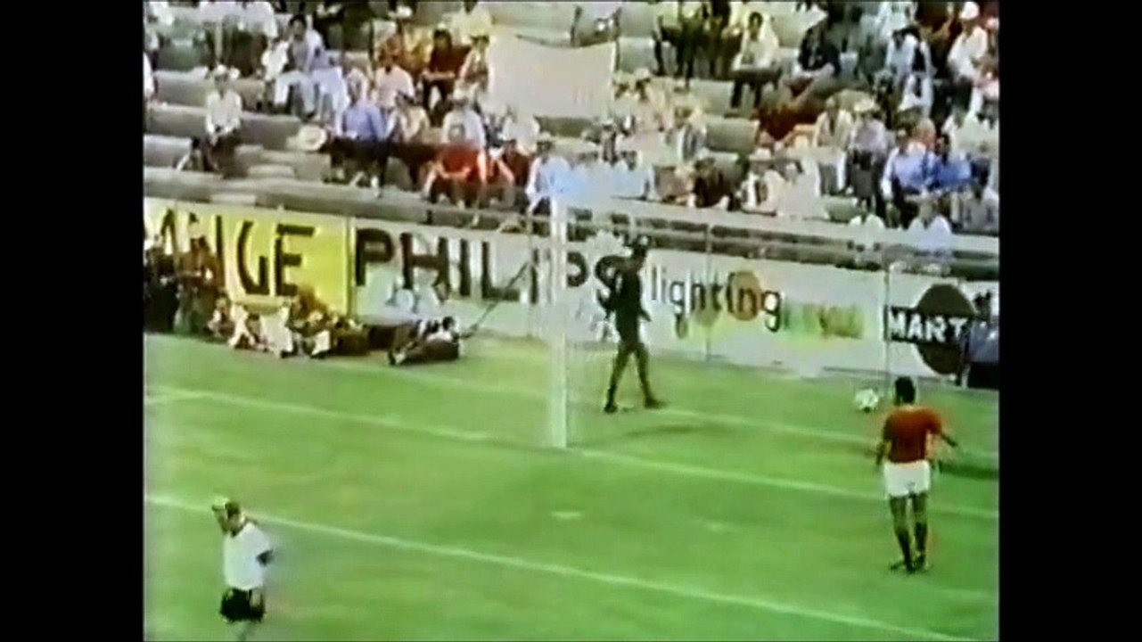 Gerd Muller vs Morocco - World Cup 1970(All Touches and Actions)
