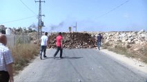 Israil Yahudi Yerleşimcilere Saldıran Filistinlinin Köyünü Bastı