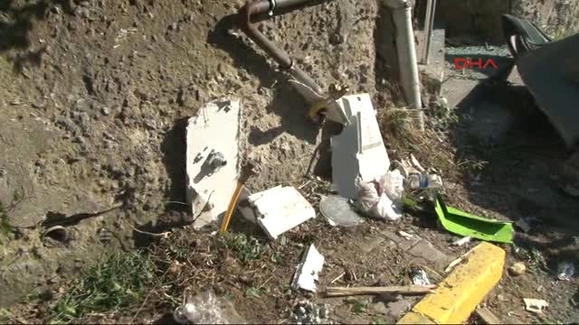 Beykoz'da Araç Taşıyan Tır Kaza Yaptı; Cadde Savaş Alanına Döndü