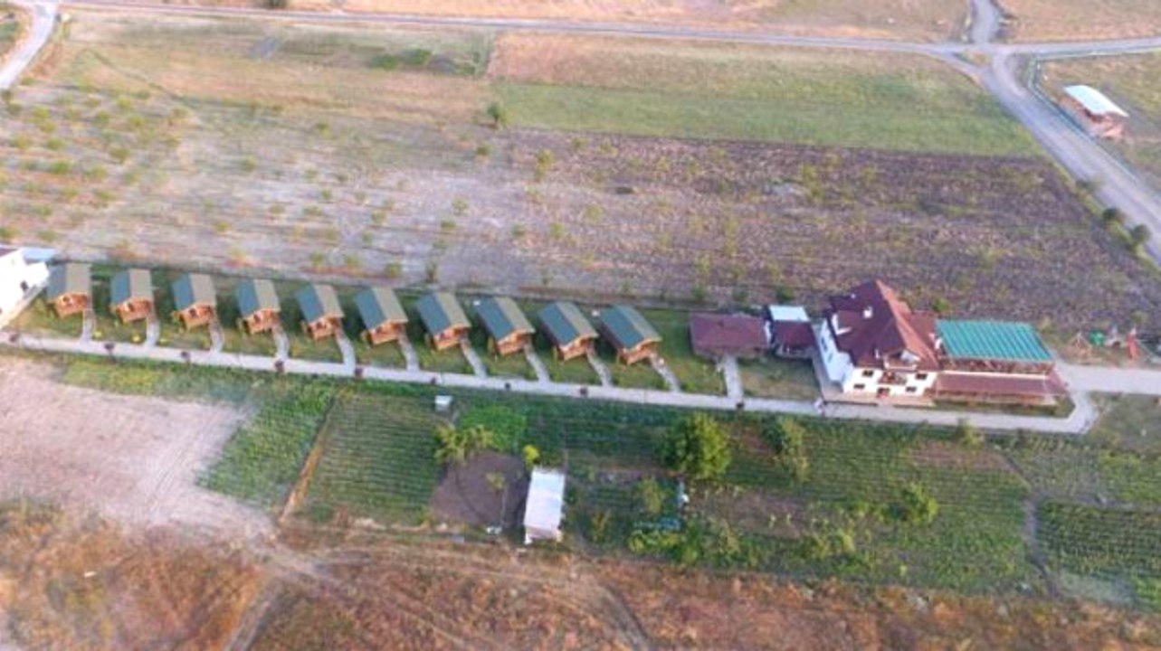 Mühendisliği Bırakıp Tatil Köyü Kurdu