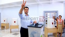 Report TV - Gara në PD,demokratët zgjedhin kryetarin e ri, mbyllet votimi