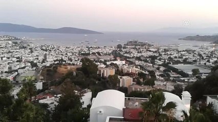 Ege Denizi'nde 4,6 Büyüklüğünde Iki Deprem