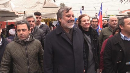 Alejandro Guillier logra formas necesarias para ser candidato presidencial de Chile