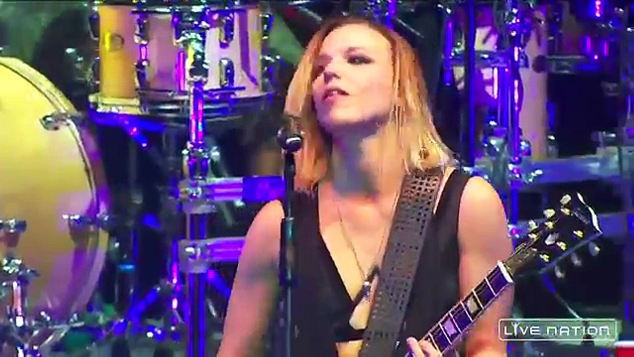 Halestorm Still Of The Night (Whitesnake Cover 2016) Live in Kalamazoo Full HD