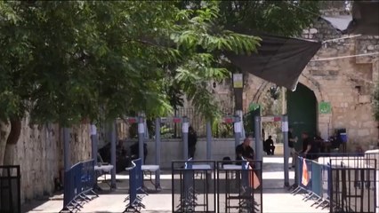انتفاضة مقدسية ضد البوابات الإلكترونية على أبواب الأقصى