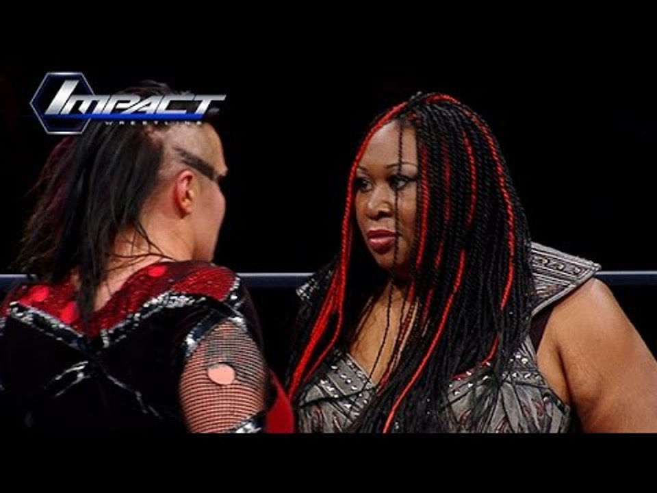 Awesome Kong Interrupts Havok's Brutal Assault on Gail Kim (Jan 23, 15)