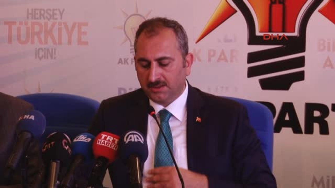 Gaziantep Adalet Bakanı Abdülhamit Gül AK Parti Il Başkanlığını Ziyaret Etti