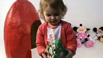 Con ratón huevo do una enorme huevo Miki Maus con una sorpresa juguetes Énorme mickey abiertas