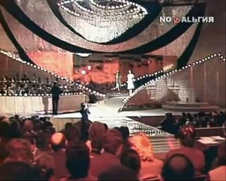 Sofia Rotaru - Valsul școlar / Софiя Ротару - Школьный вальс (1984)