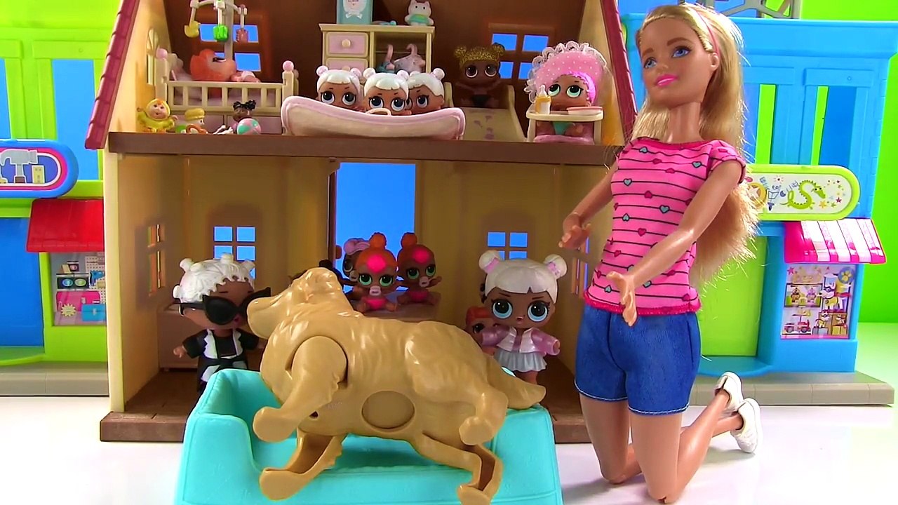 Barbies Pregnant Dog Has Color Change Puppies at LOL Surprise Baby House | Fizzy Toy Show