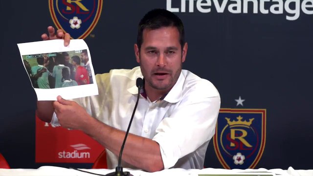 Майк Петке на послематчевой пресс-конференции РСЛ