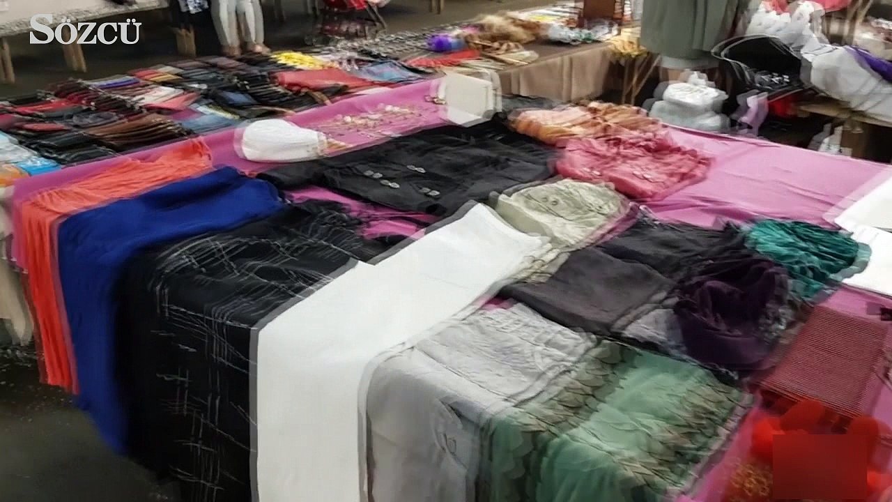 Deneyimli oyuncu semt pazarında tezgah açtı