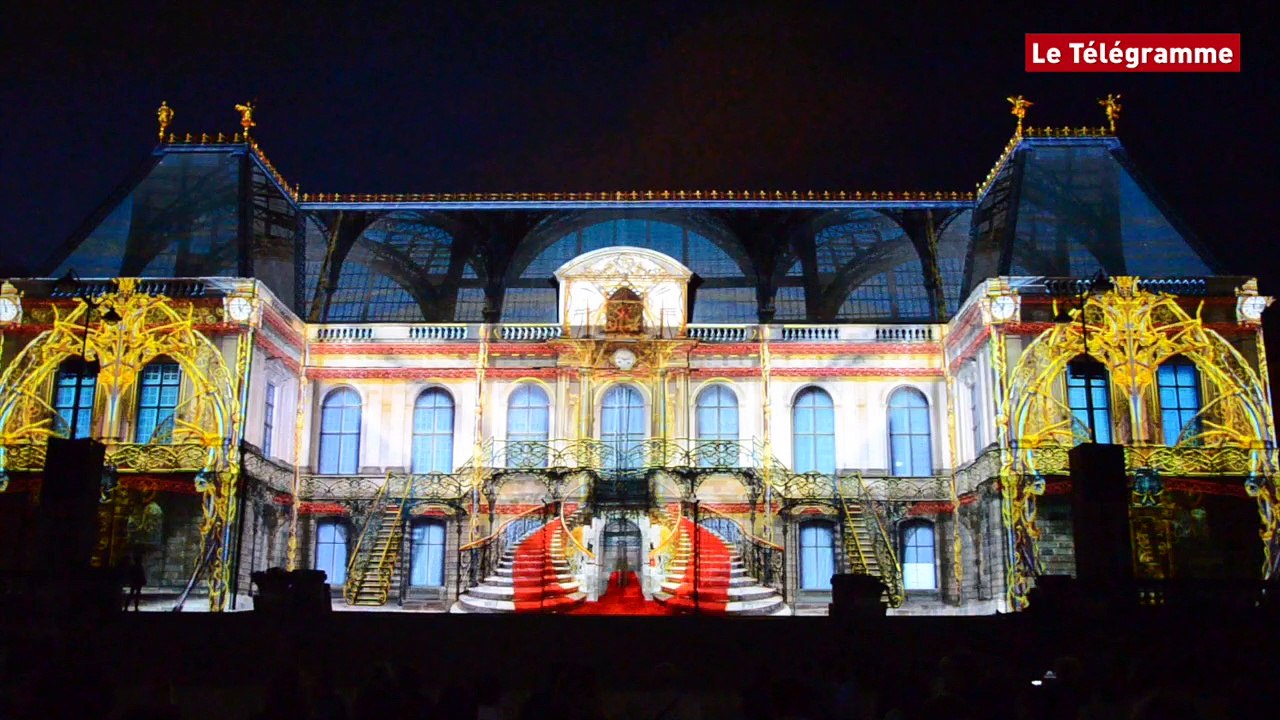 Rennes. Les trains font escale place du Parlement de Bretagne
