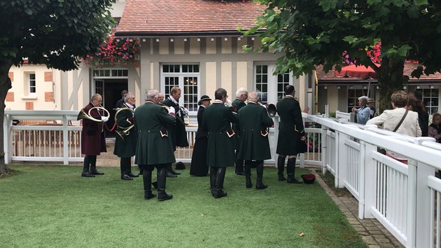 Clairefontaine fête la Saint-Hubert