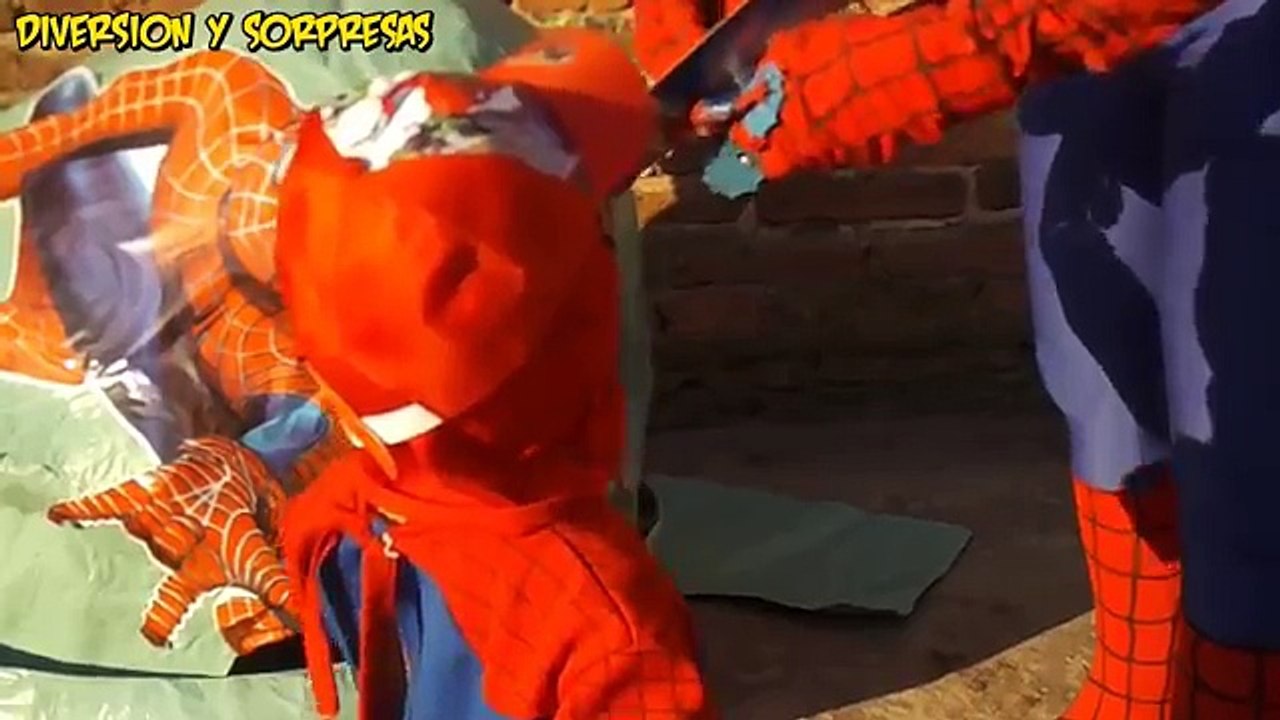 Де де по из также доч ан s гигант яйцо пластилин играть сюрприз человек-паук Испанский верхолаз
