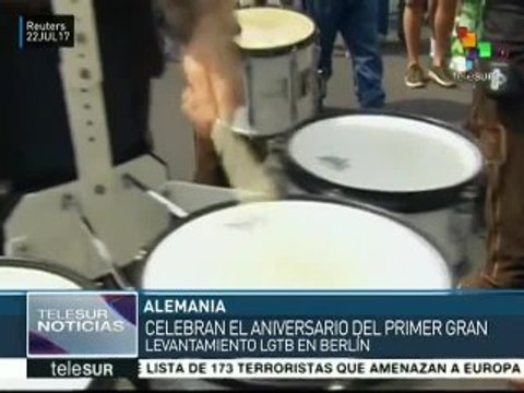 Berlín: se manifiestan por los derechos de la comunidad LGTB