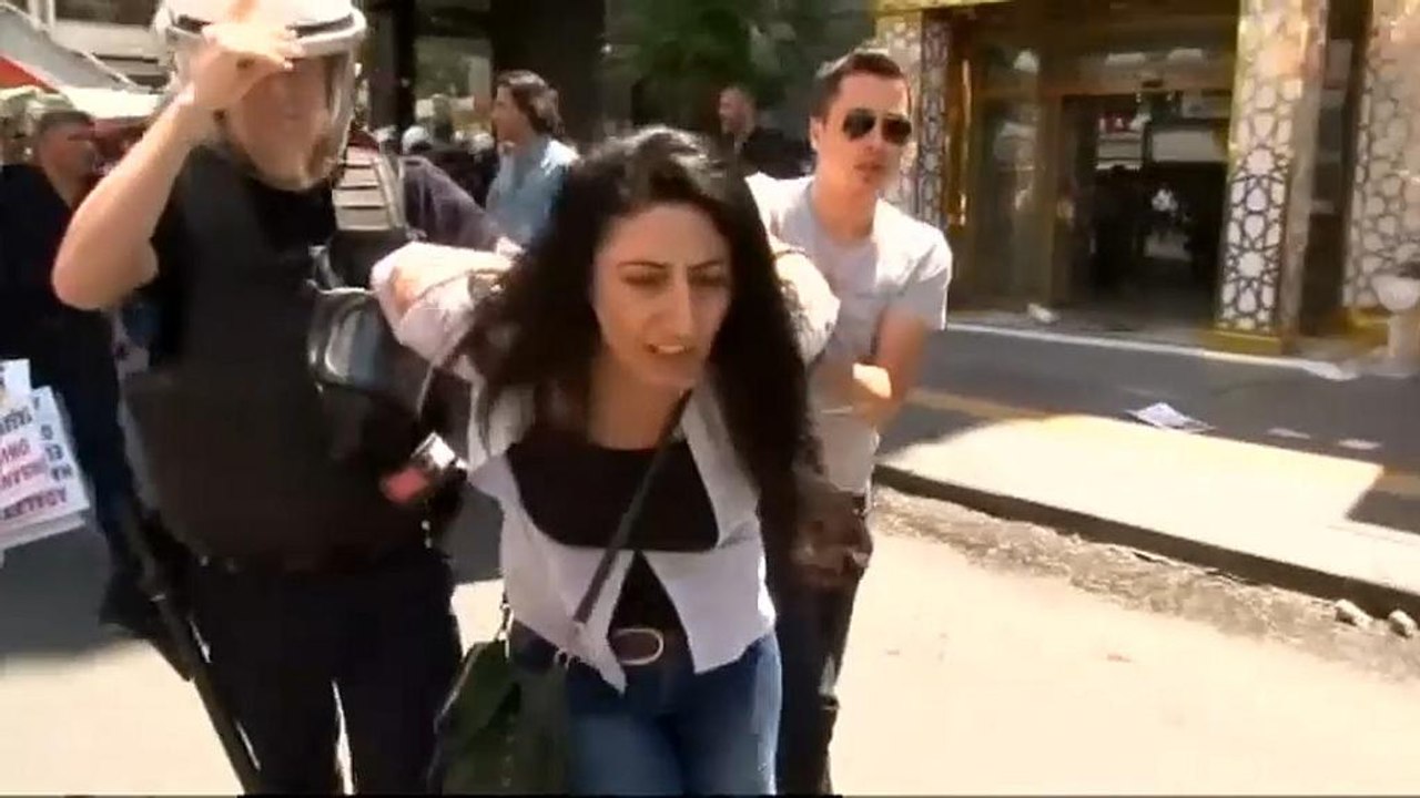 Οργή και συλλήψεις στην Τουρκία για τους φυλακισμένους εκπαιδευτικούς