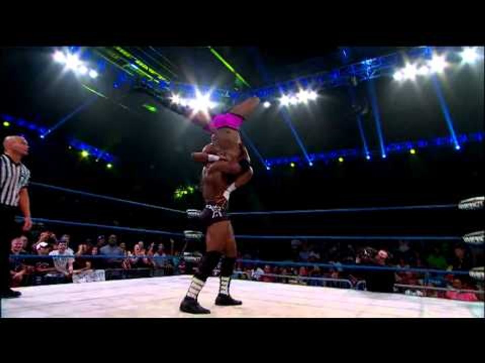 Bobby Lashley's INSANE CATCH on IMPACT