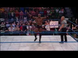 MVP gives Kenny King a match - against Bobby Lashley! (April 24, 2014)