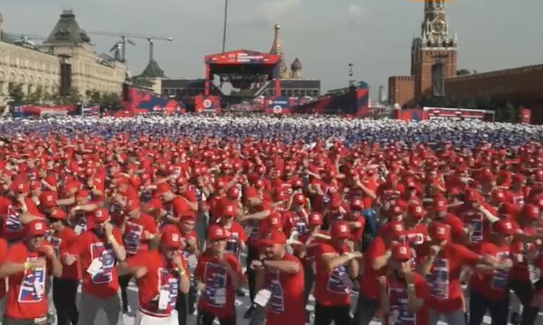 Kelas Tinju Massal Pecahkan Rekor dengan 3.000 Peserta