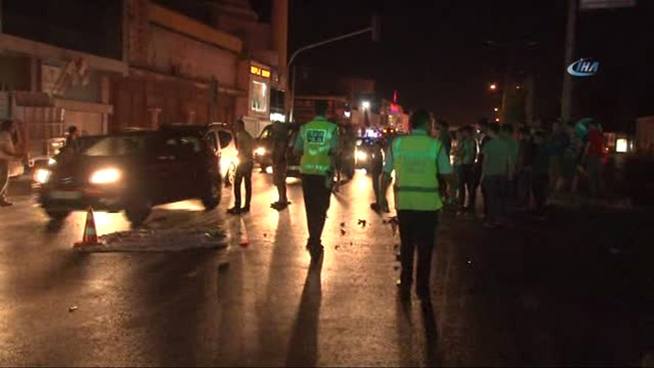 Kırmızı Işık İhlali Yapan Motosiklet Sürücüsü Kamyona Çarptı: 1 Ölü