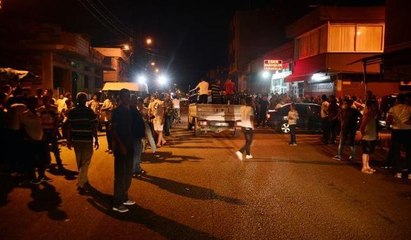 Mahalle kavgasında silahlar patladı