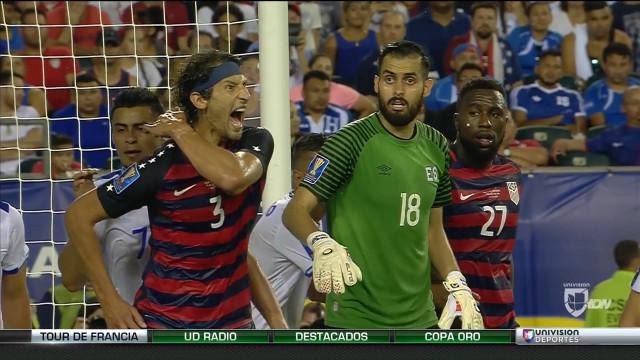 Jogadores de El Salvador são suspensos por mordidas em adversários