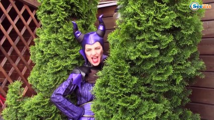 Spiderman, Frozen Elsa & CRYING BABIES! w/ Spiderman Joker Anna Hulk